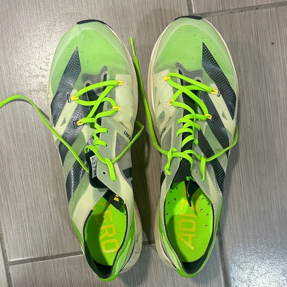 Adidas Adizero Prime X
Linen Green